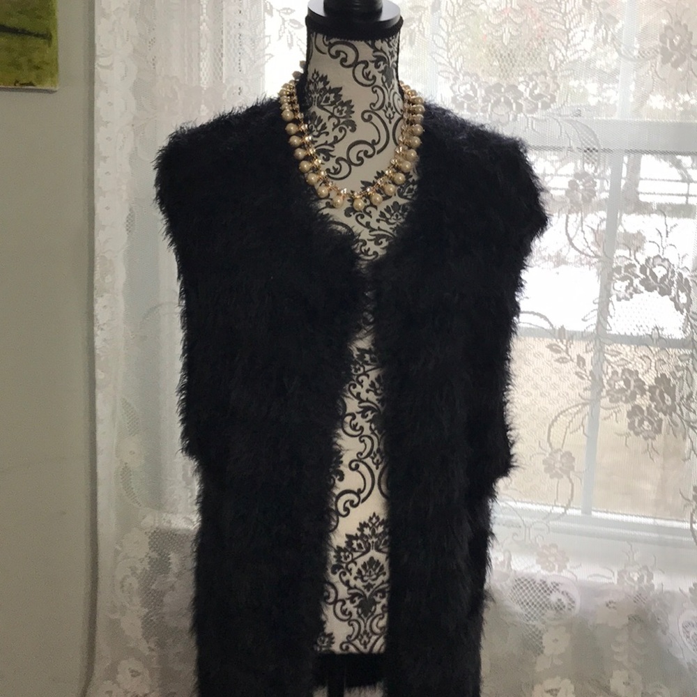 August silk vest size L /xl